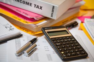 income-tax-g6f66a3421_1920-300x200 income-tax-g6f66a3421_1920
